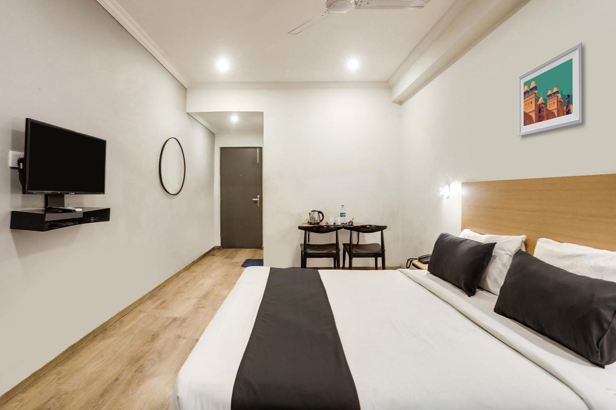 Townhouse Rajdhani Residency Sururnagar Exterior foto