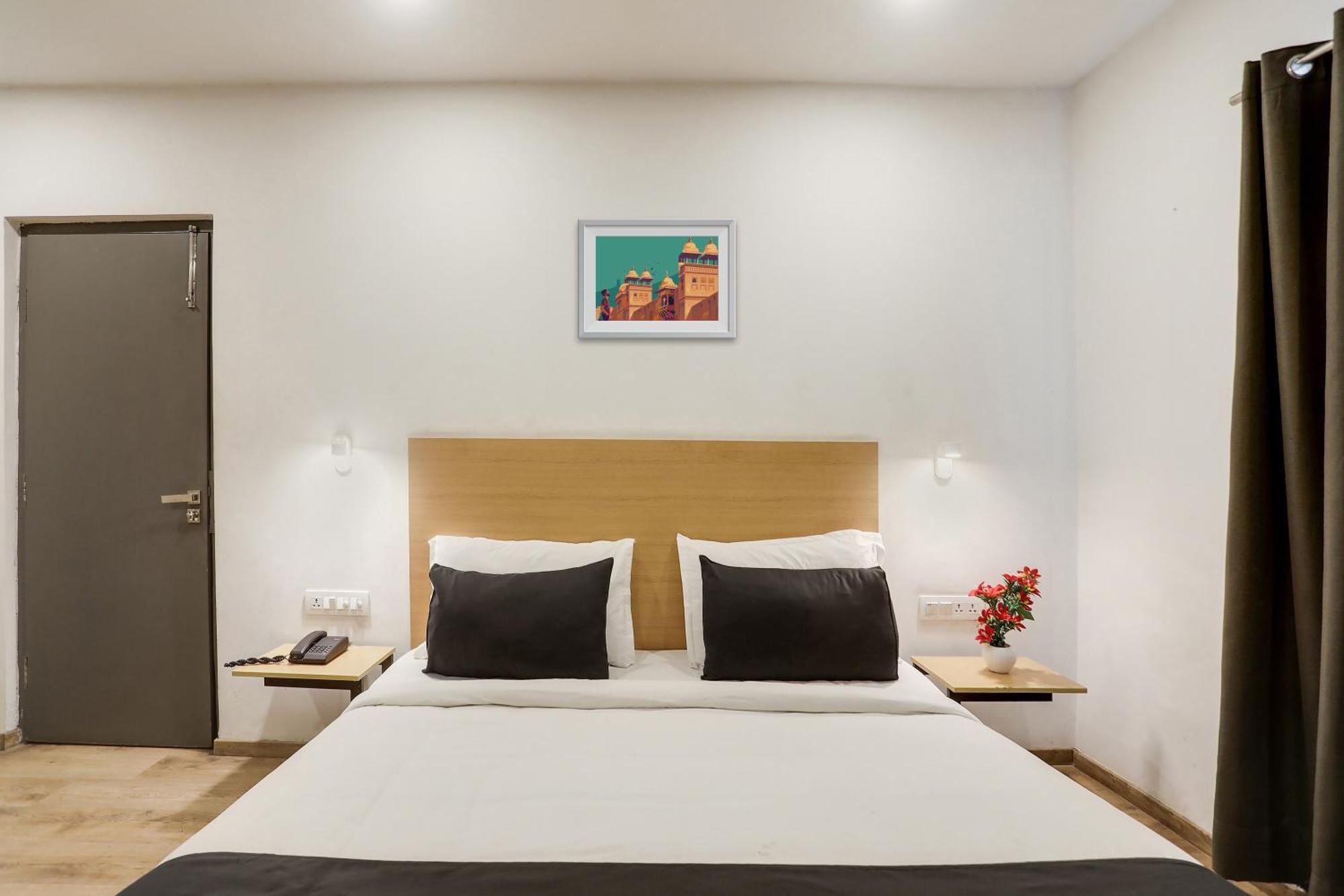 Townhouse Rajdhani Residency Sururnagar Exterior foto